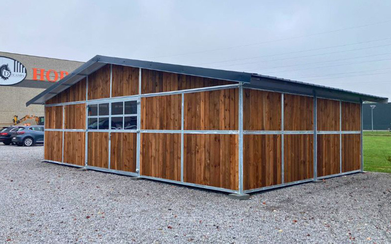 Showroom extérieur de boxes